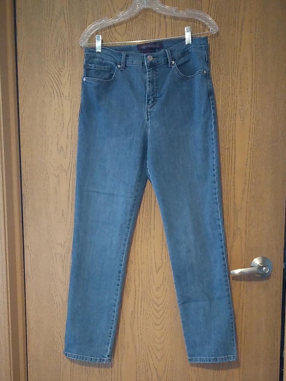 Gloria Vanderbilt Straight-Leg High Waisted Jeans in Medium Blue Denim